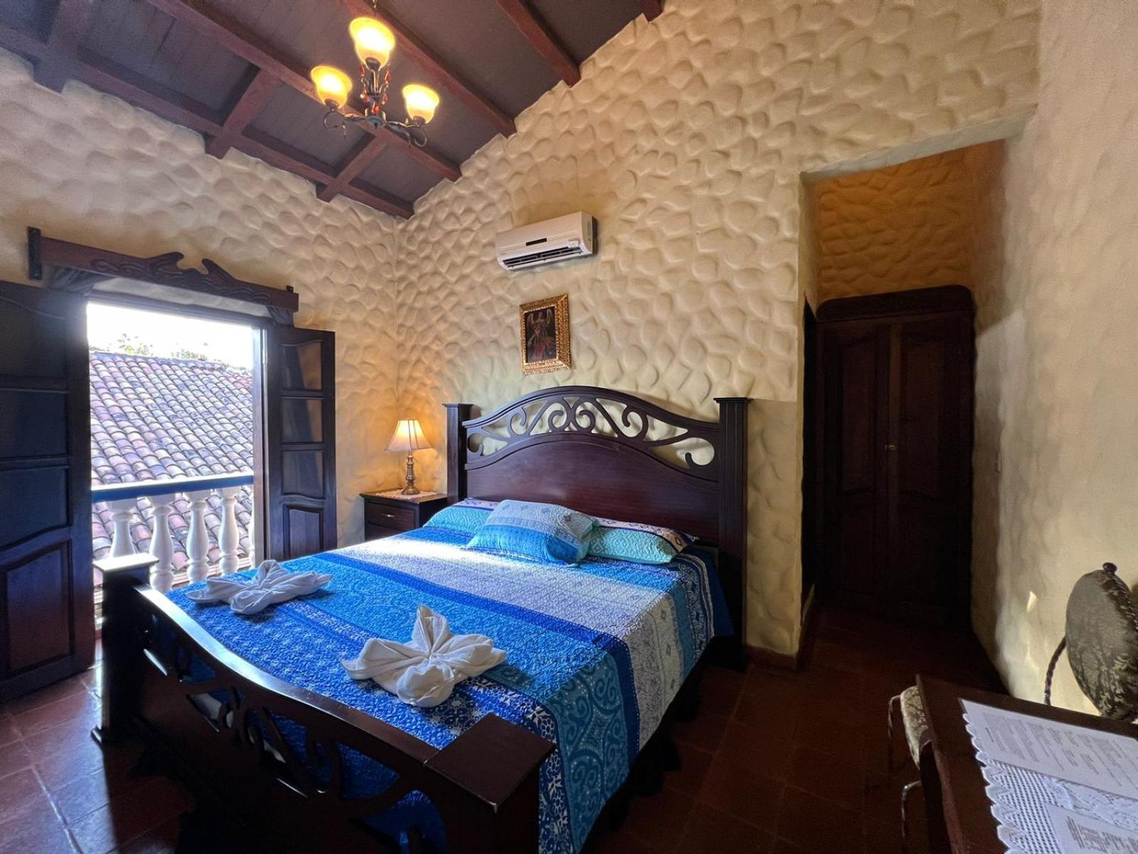 Hotel Caxa Real Comayagua Eksteriør billede