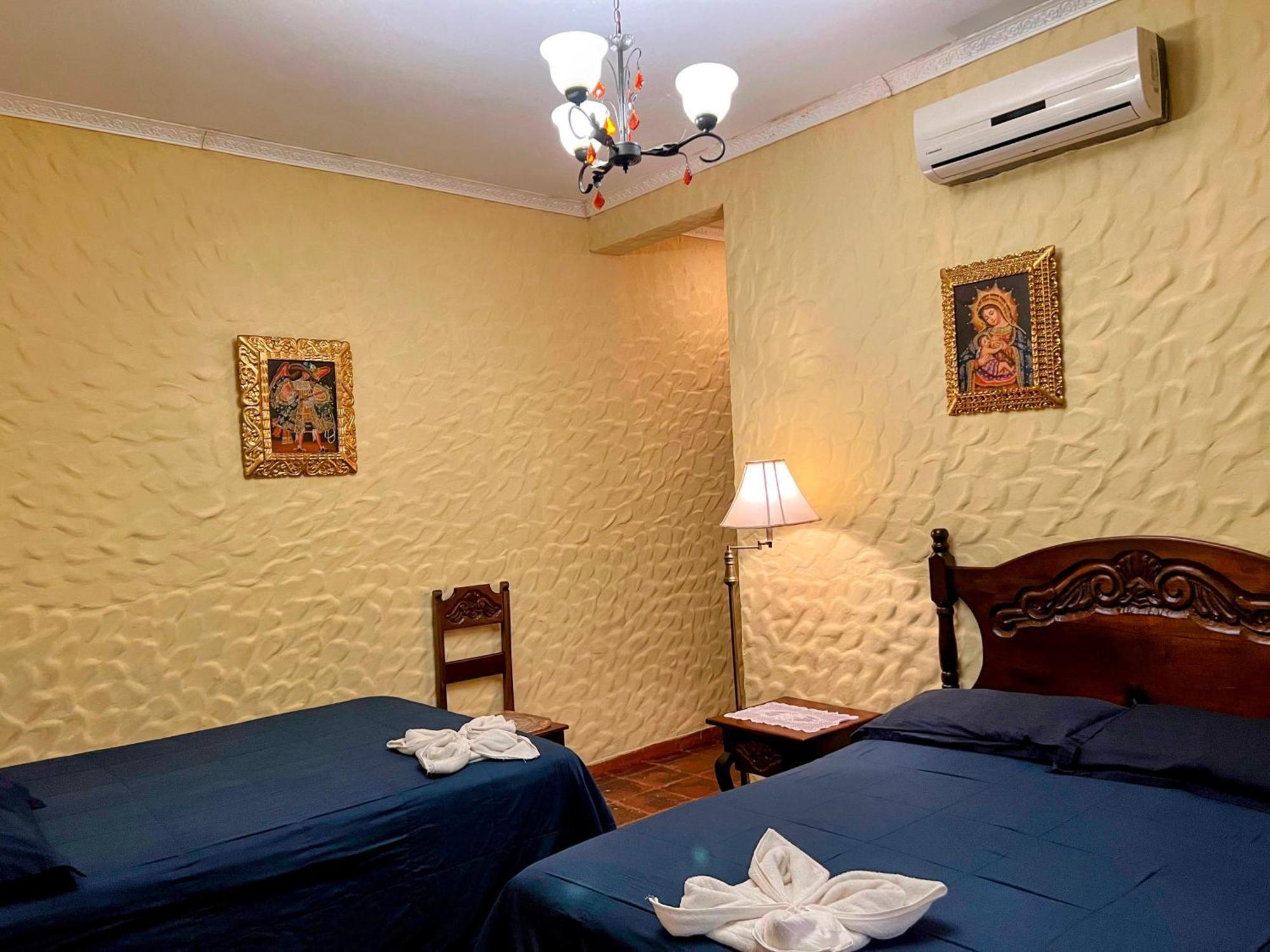 Hotel Caxa Real Comayagua Eksteriør billede